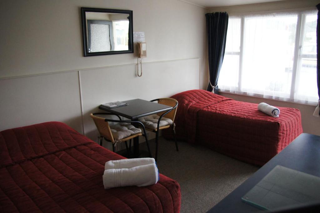 Norfolk Pine Beachfront Motel Kaikoura Room photo